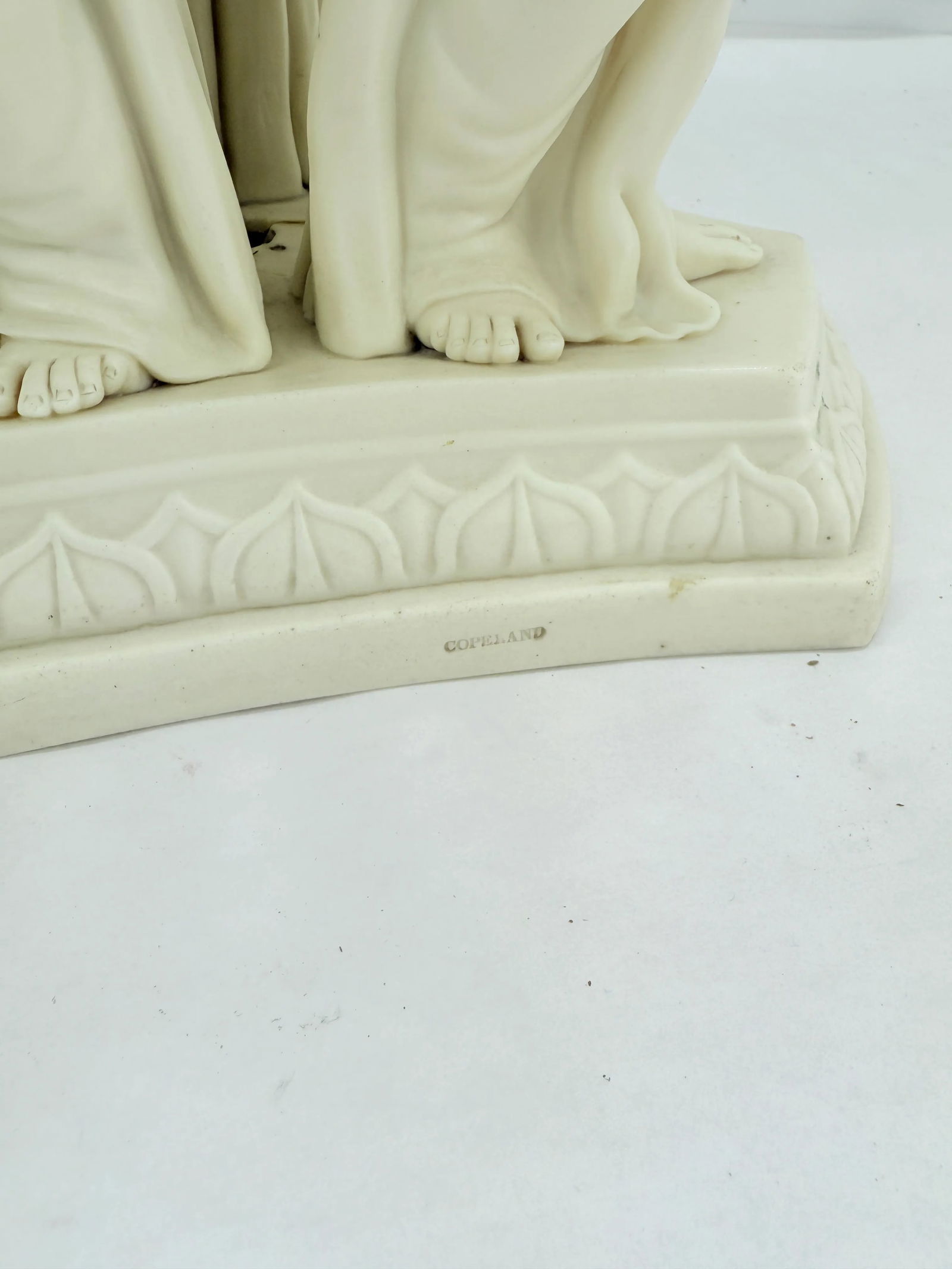 19th Century, Copeland Neoclassical Parianware "3 Graces" Centerpiece C. 1880 - 3