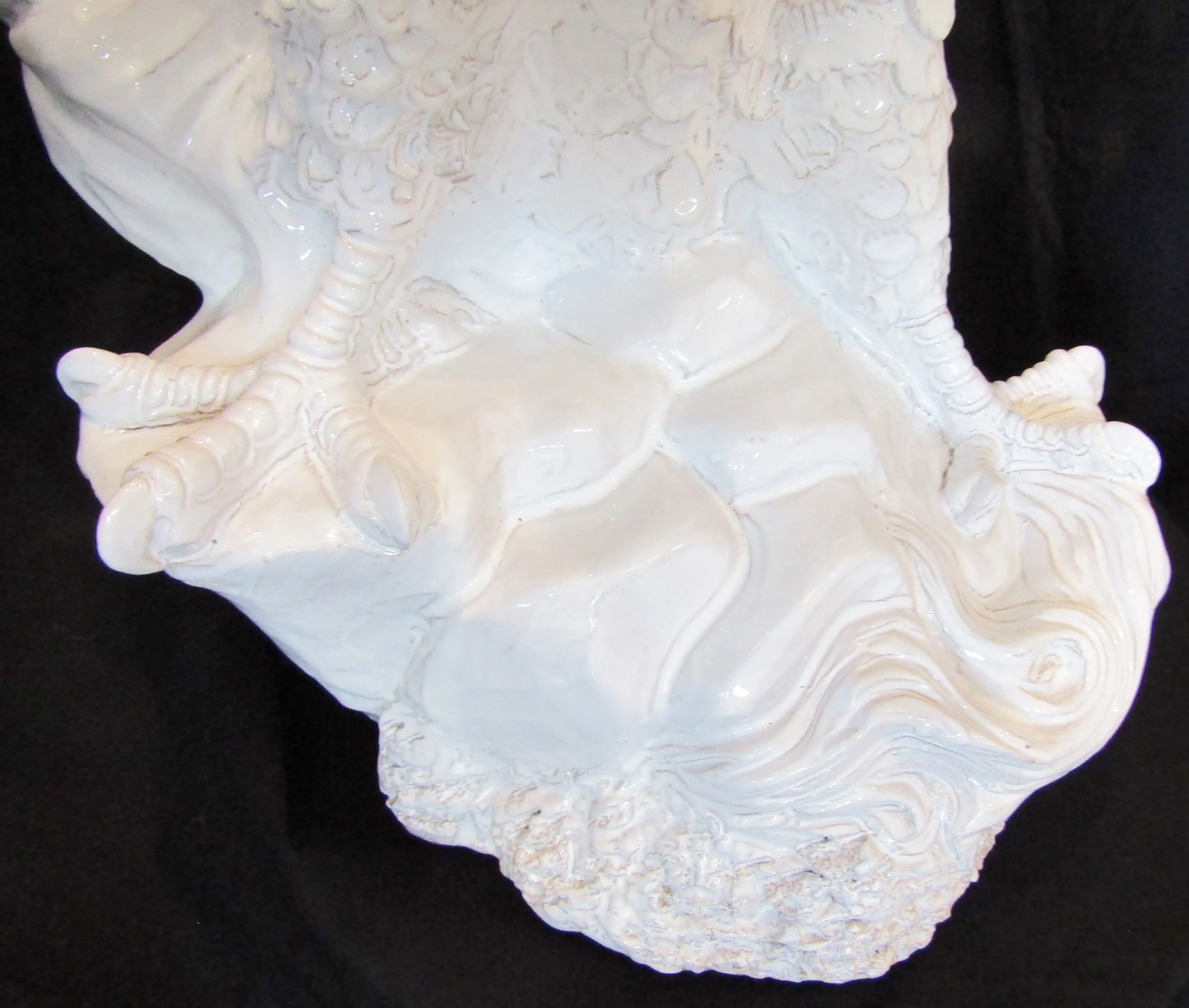 Monumental Italian White Glazed Terra Cotta Eagle Sculpture Circa 1960s - 8