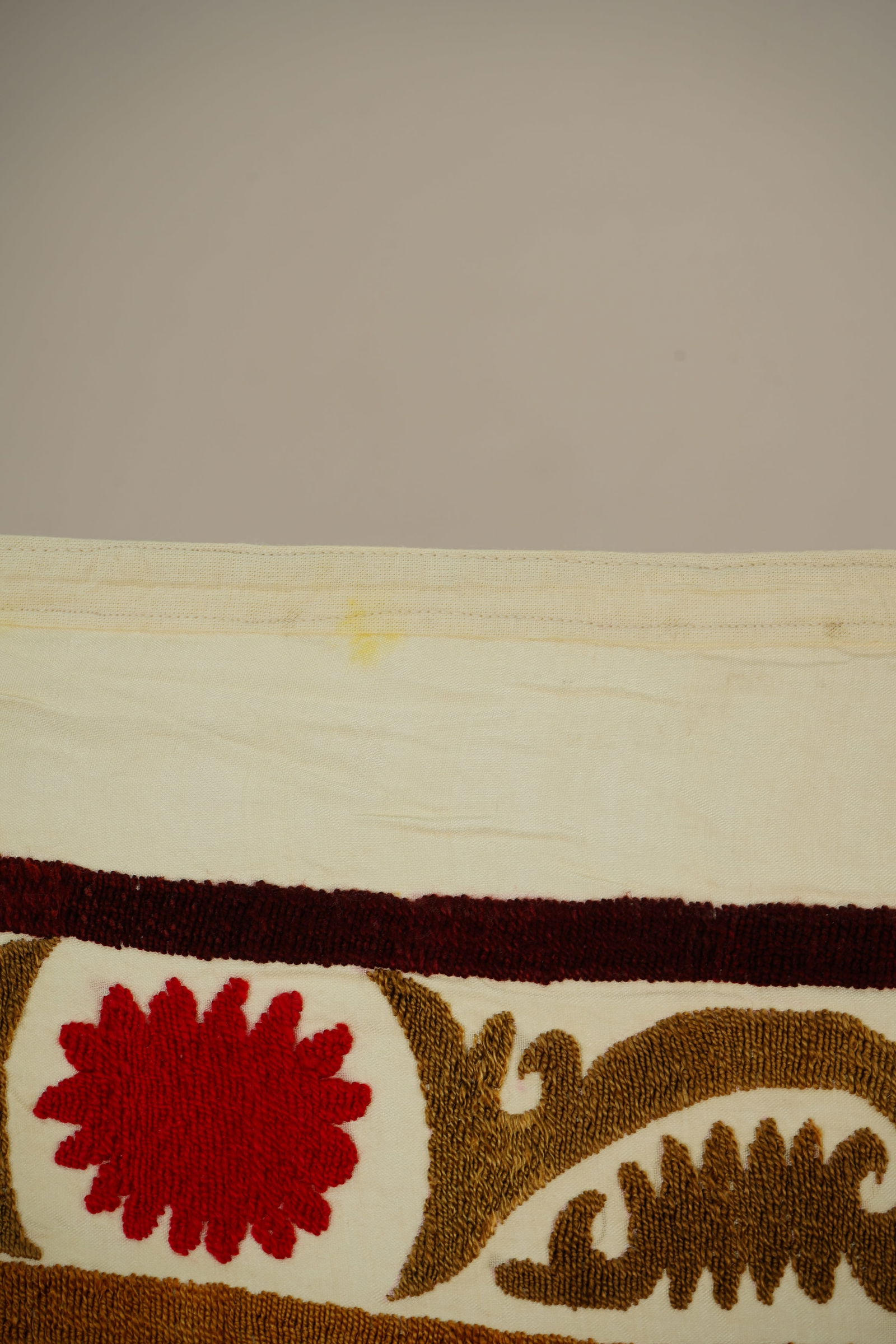 Suzani Table Cover - Beige Tribal Embroidery - 7
