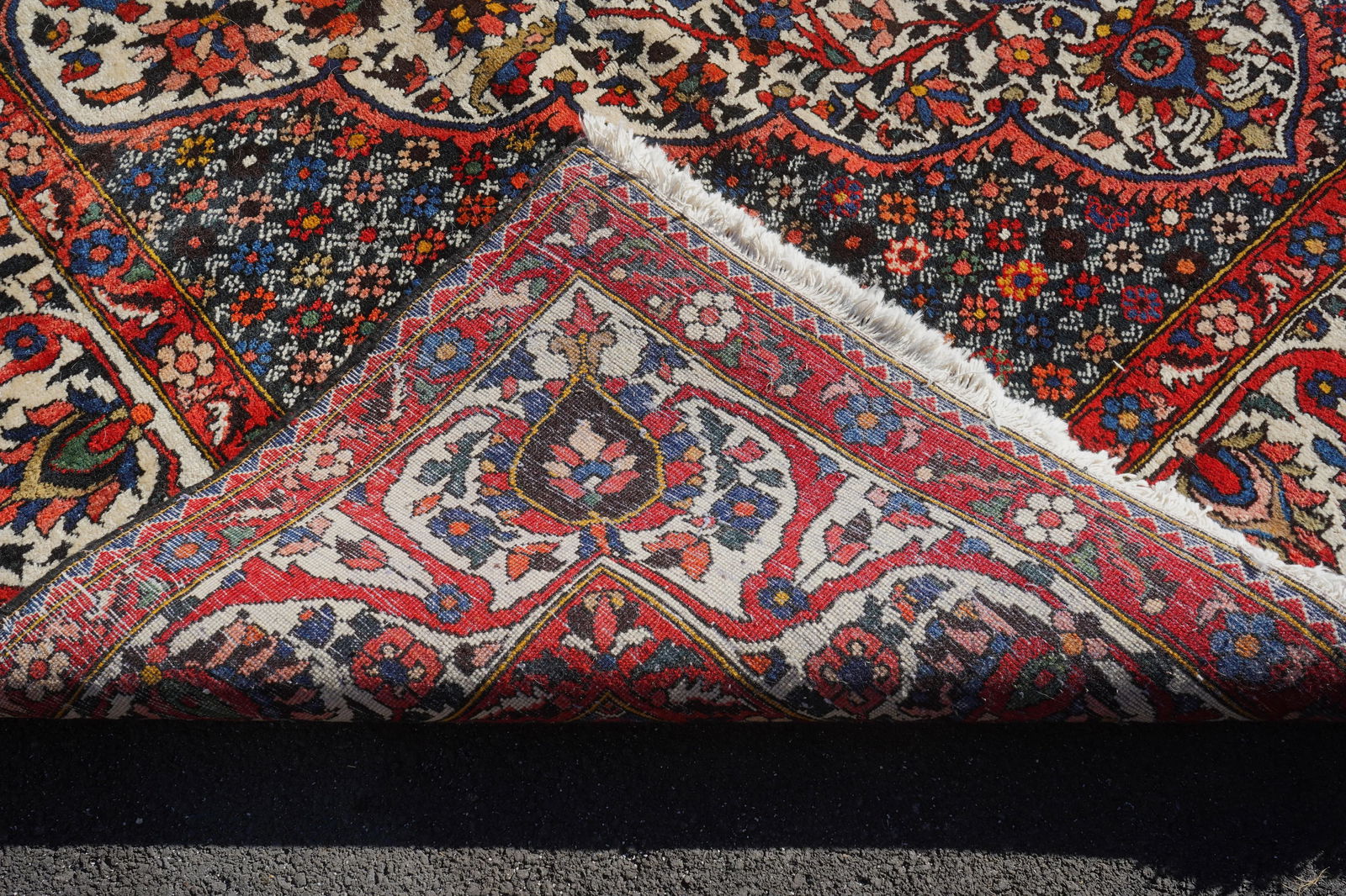 Approx: 9 X 12 Vibrant Red Color Wool Oriental Rug - 9