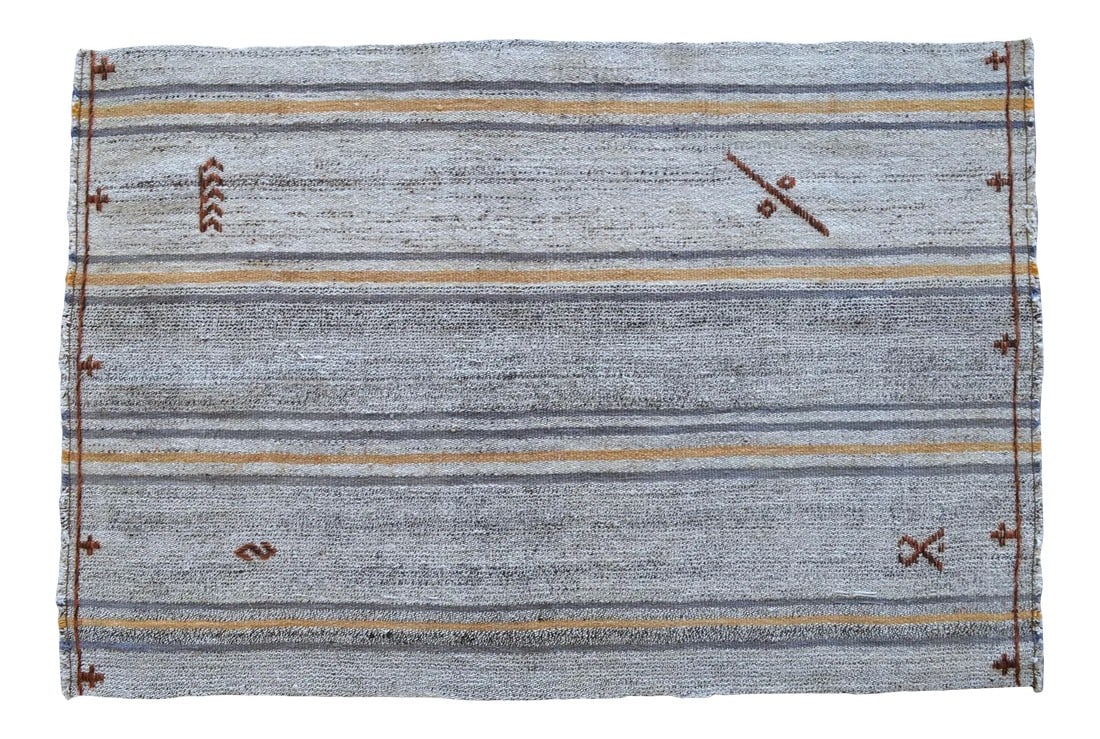 1970s Vintage Flat Weave Turkish Kilim Rug. Organic Wool Special Braided Area Rug 2'8" X 3'11": Vintage Turkish handmade Kilim rug - wool- goat hair on cotton flat weave Turkish kilim rug that is in used condition. Background color is wavy gray Size: 32" x 47" Origin: Anatolian age: 50 + years