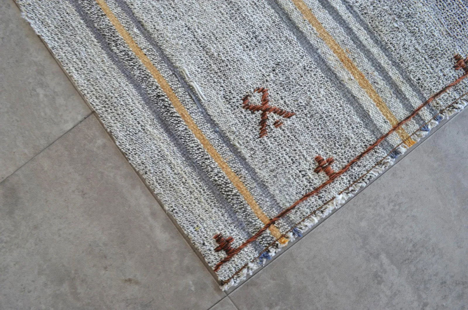 1970s Vintage Flat Weave Turkish Kilim Rug. Organic Wool Special Braided Area Rug 2'8" X 3'11" - 6