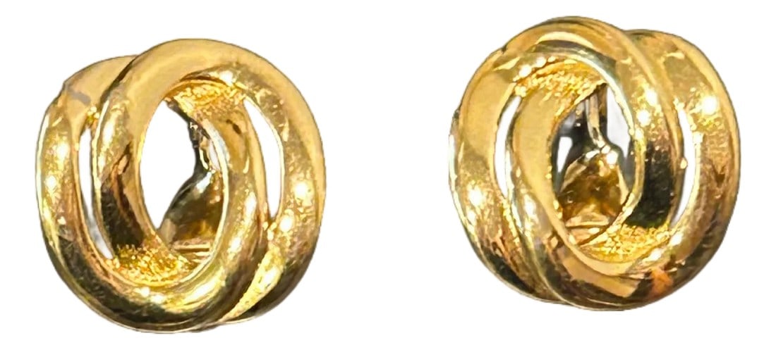 Vintage Monet 1980s Gold-Interlocking Loop Clip-on Earrings, A Pair (1 of 5)