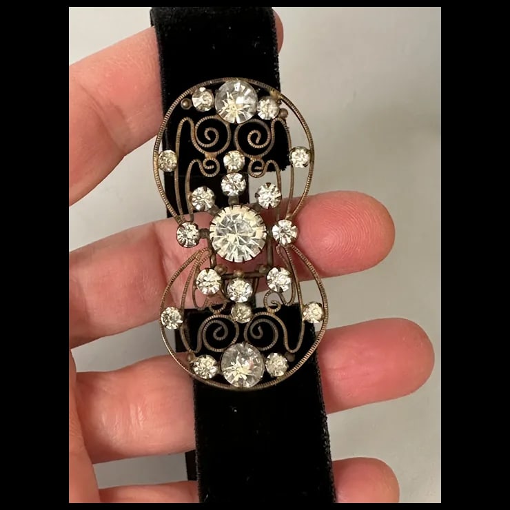 Early 20th Century Czech Rhinestone Choker - 4