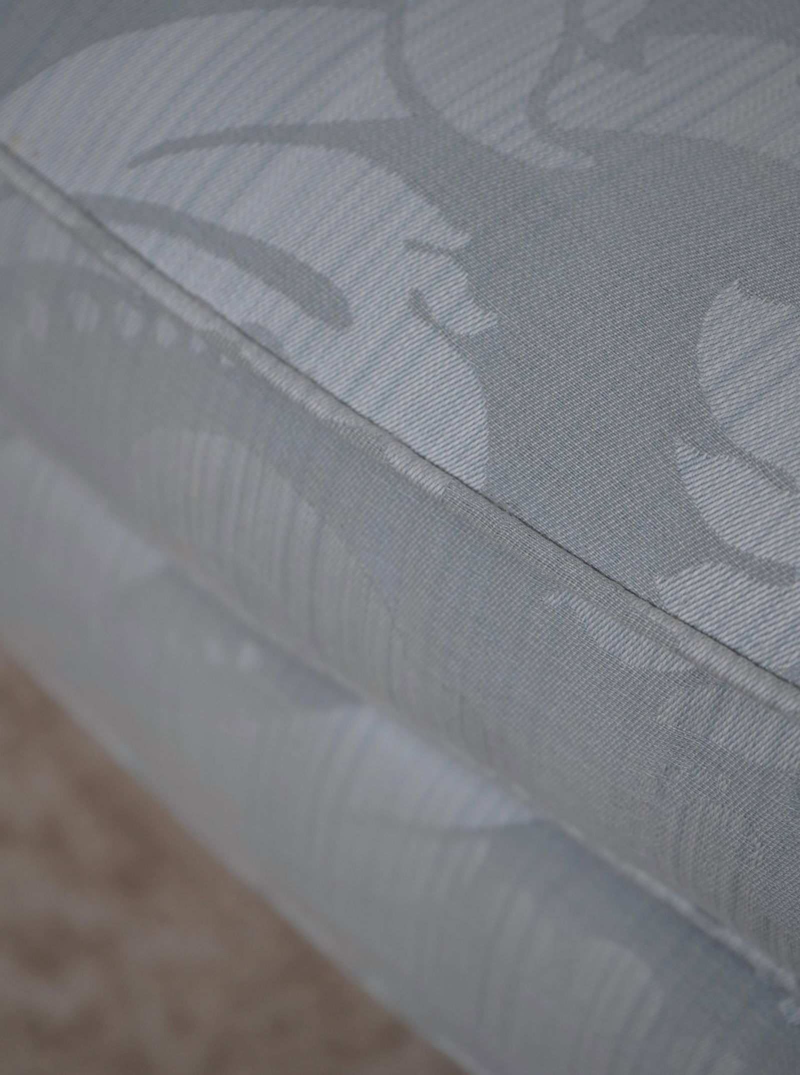 Stickley Colonial Williamsburg Damask Upholstered Ottoman - 8