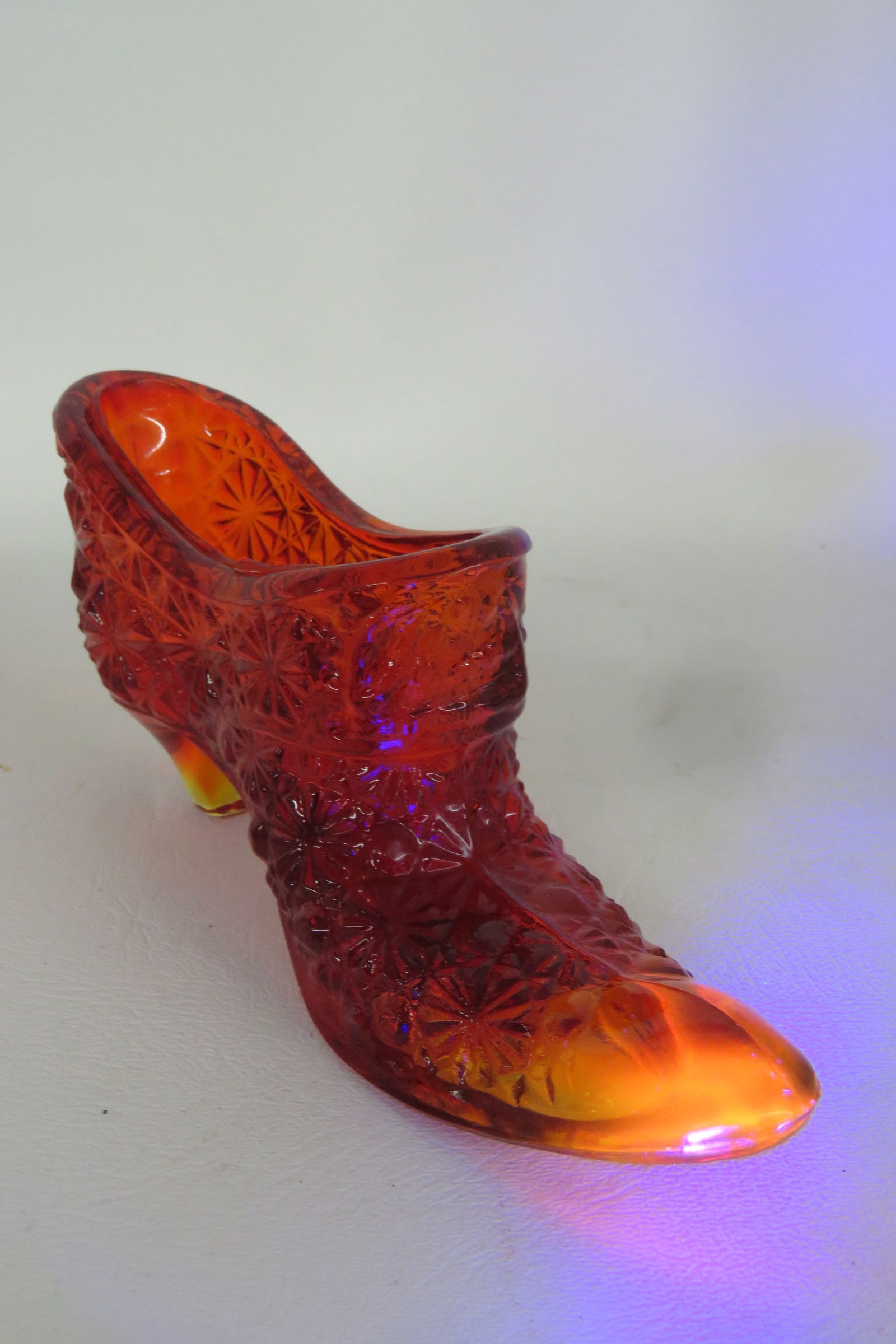 Vintage Fenton Amberina Daisy and Button Glass Slipper Shoe Figurine 4562b - 12