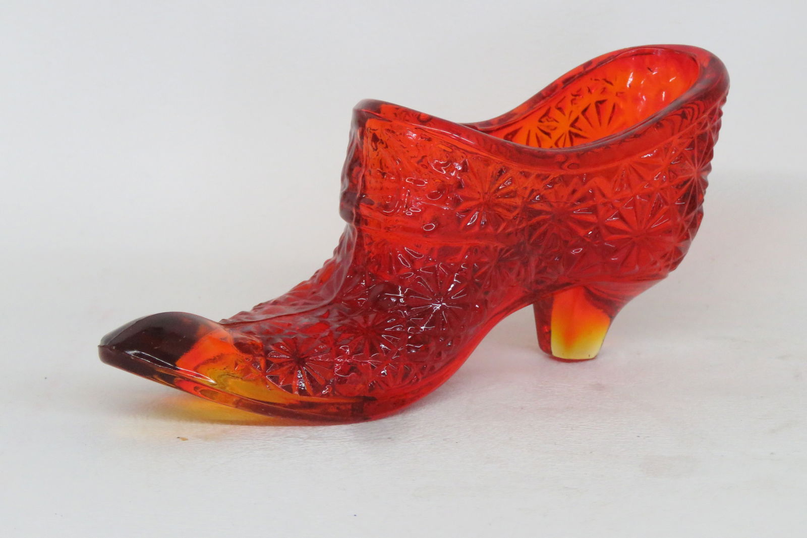 Vintage Fenton Amberina Daisy and Button Glass Slipper Shoe Figurine 4562b - 3