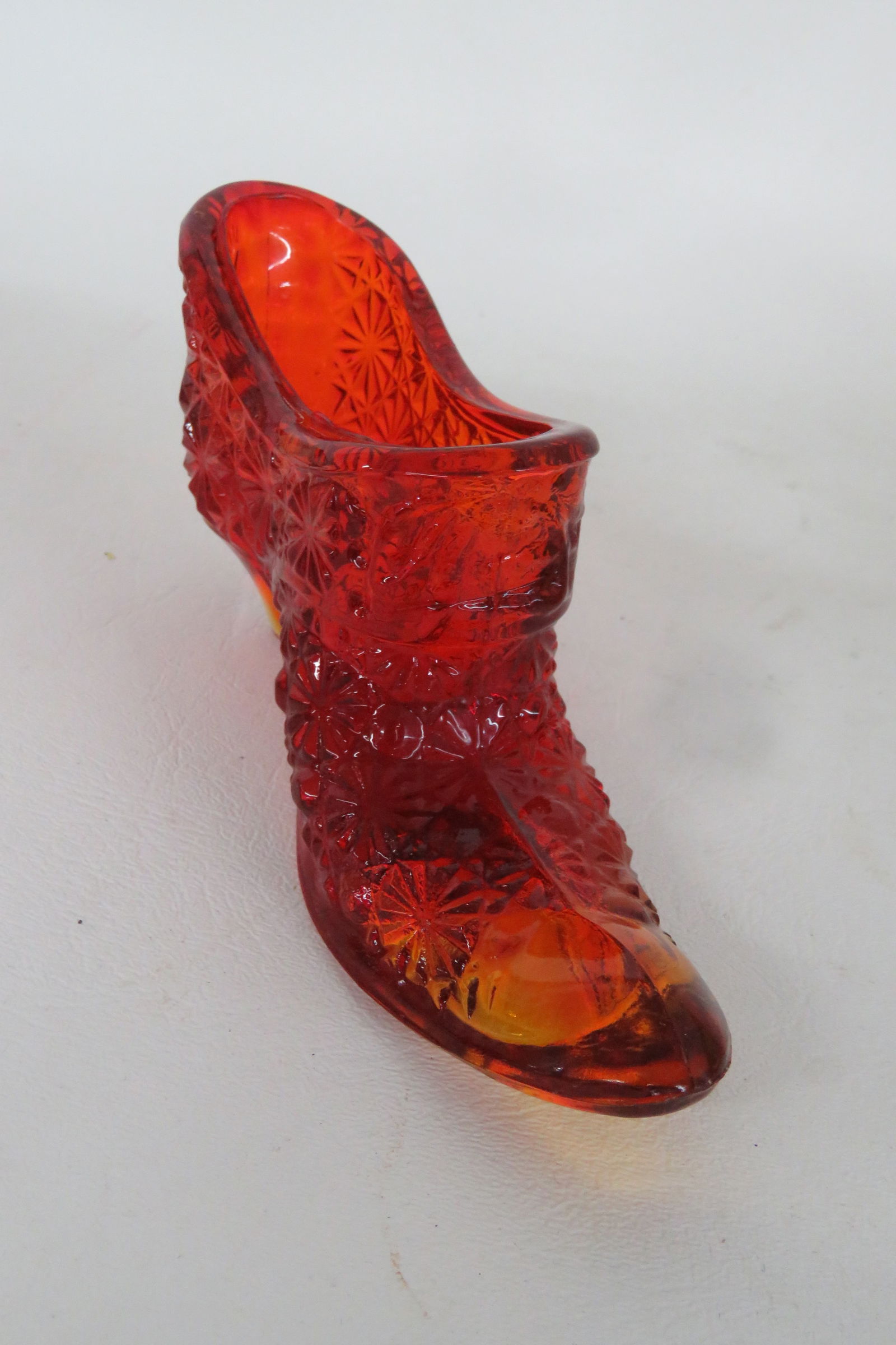 Vintage Fenton Amberina Daisy and Button Glass Slipper Shoe Figurine 4562b - 4