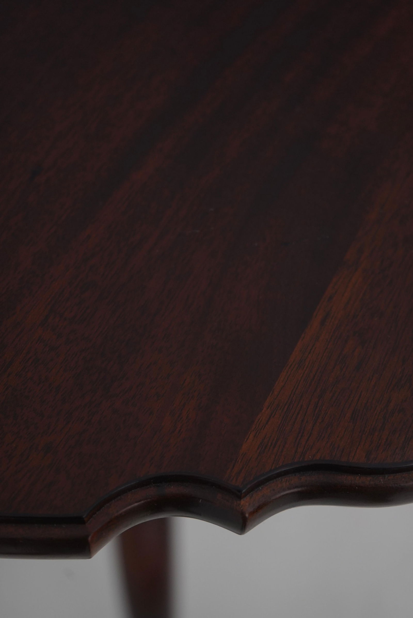 Stickley Pedestal Base Mahogany Lamp Table - 6