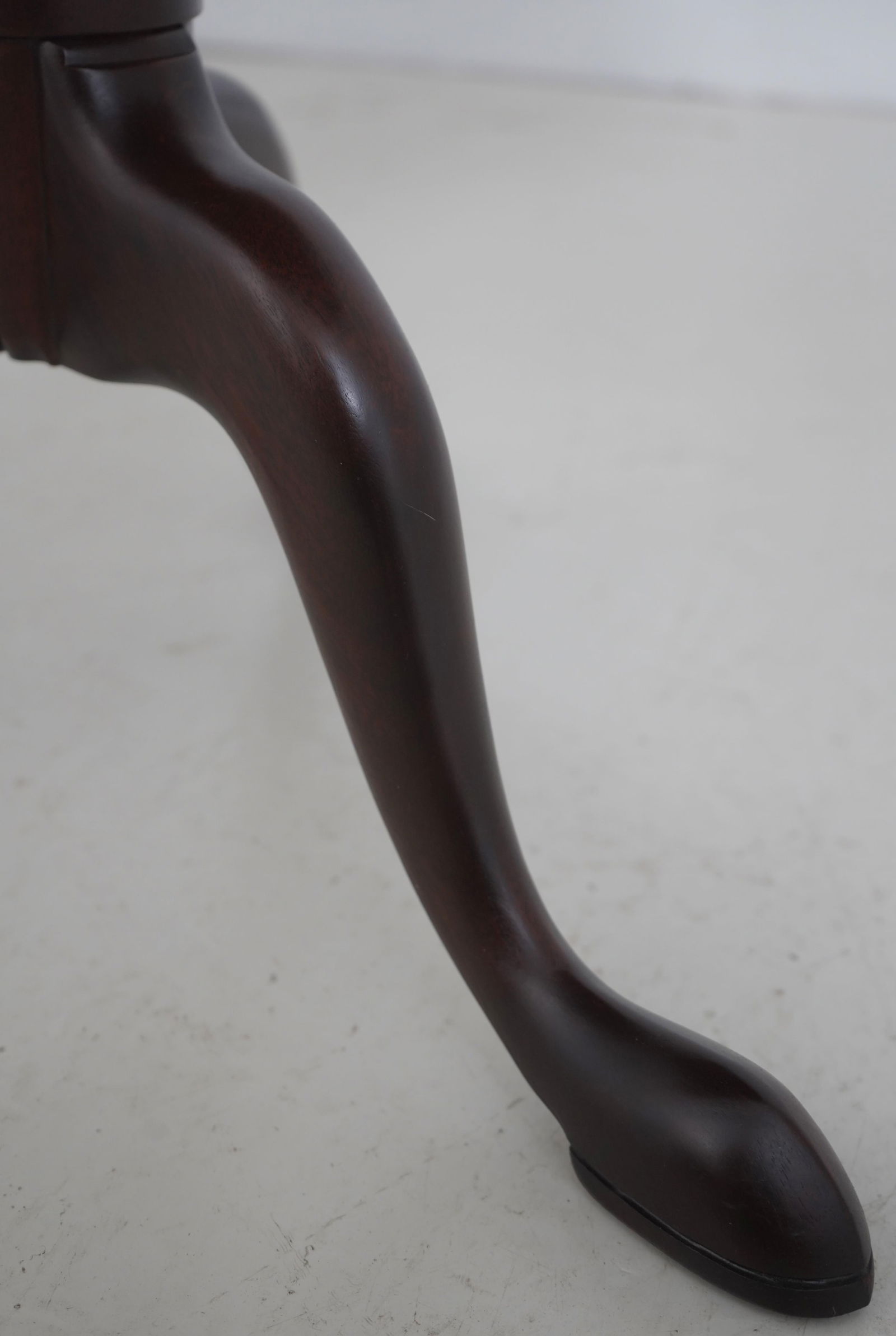 Stickley Pedestal Base Mahogany Lamp Table - 7