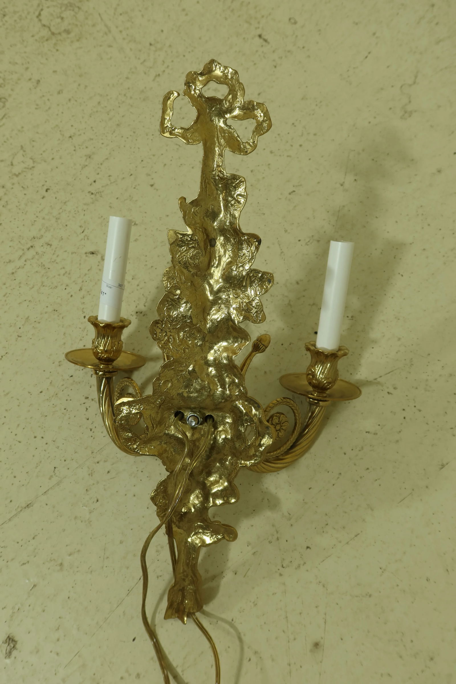 Classical Brass 2 Arm Lighted Candelabra Sconce - 7