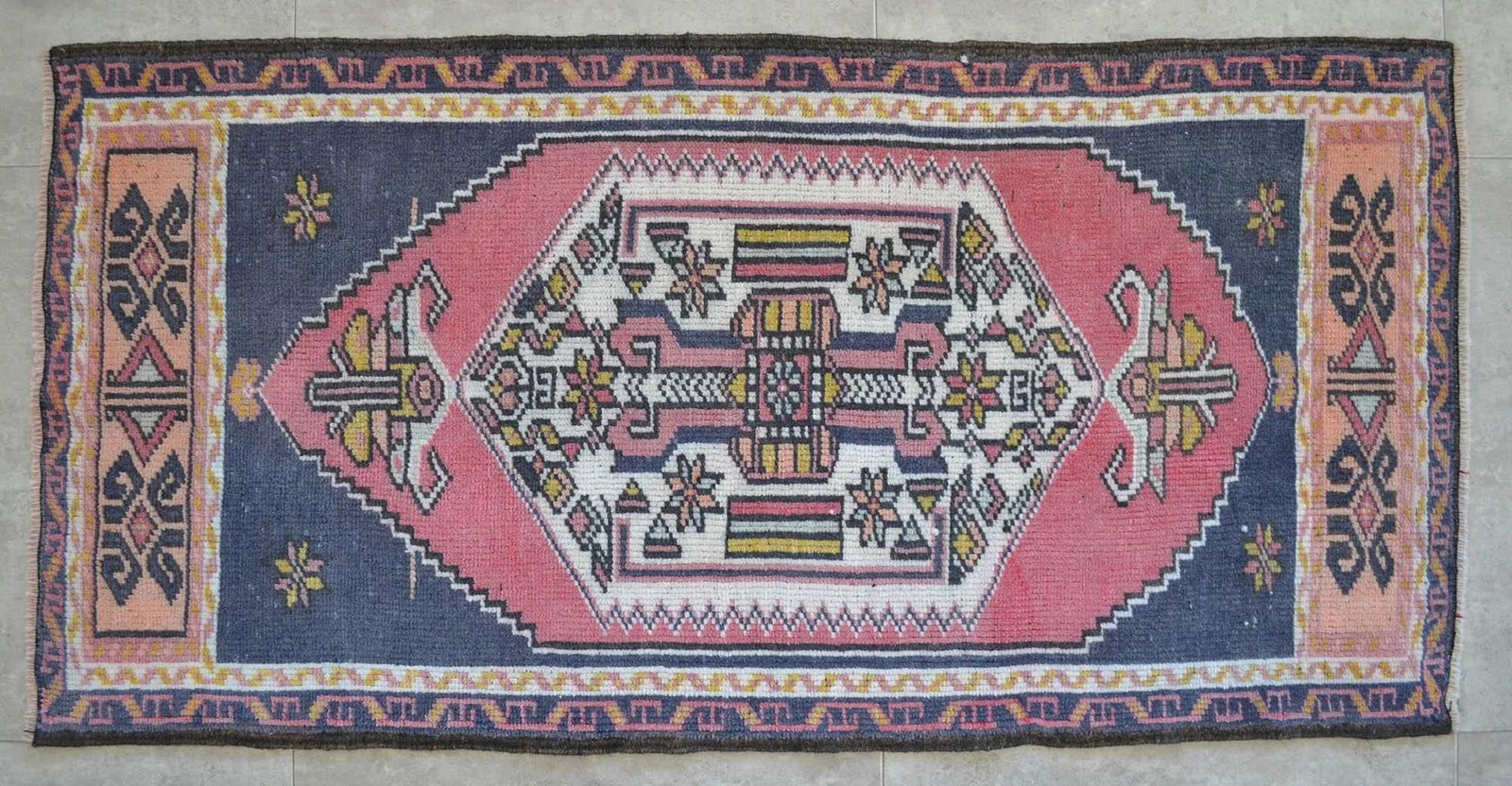 1970s Vintage Hand Knotted Small Rug - 5