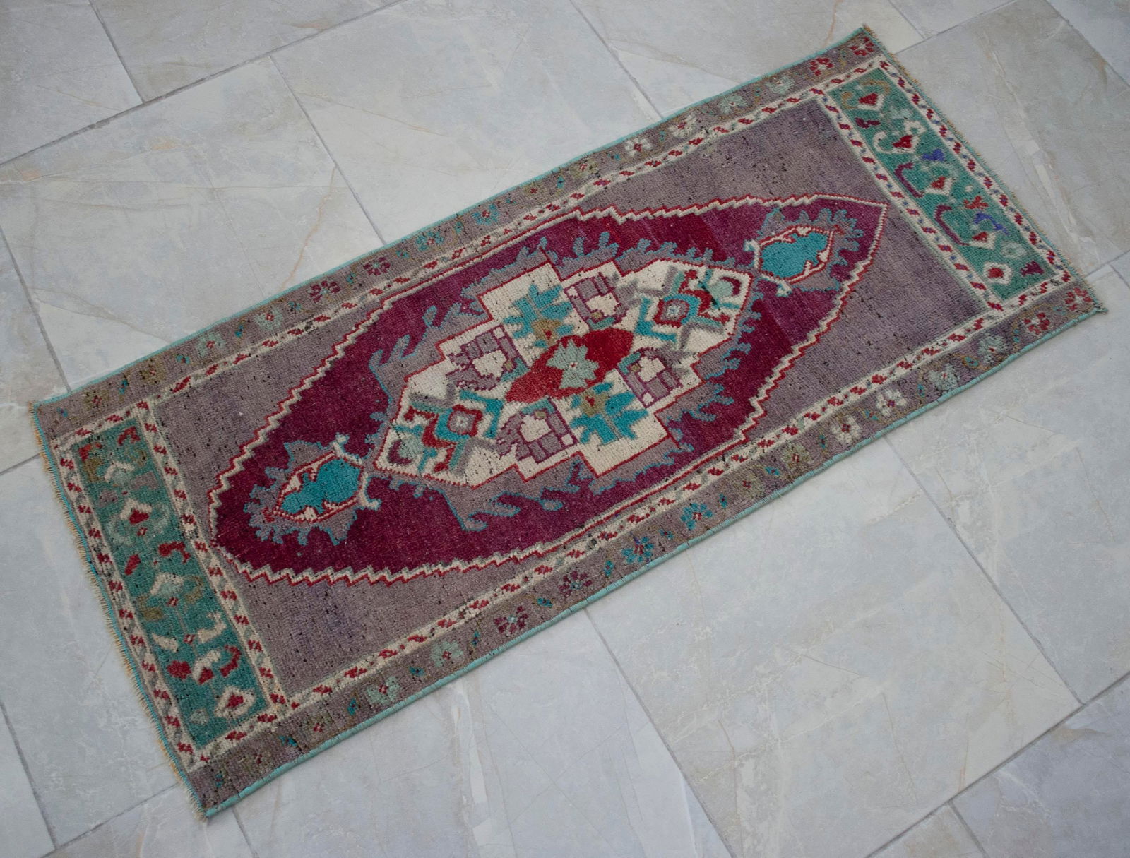 1970s Vintage Hand Knotted Small Rug - 13