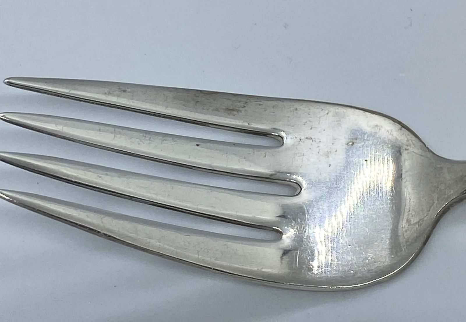 1940 Holmes & Tuttle (H. & T) Silverplate "œMeadow Flower" Pattern Serving Fork - 12