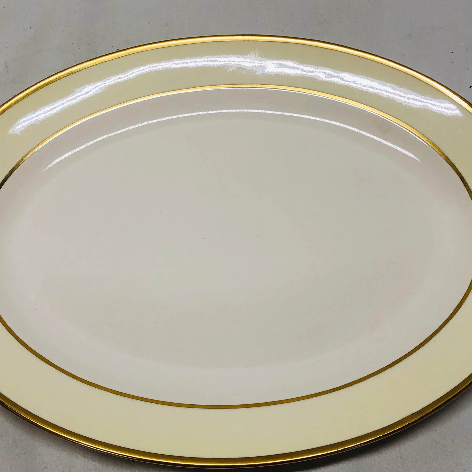 Large Pope Gosser Cream, Ivory and Gold Ivanhoe Platter, Marked Ivanhoe Usa - 4