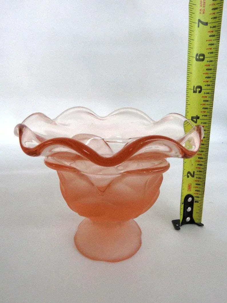 Viking Glass Epic Leaf Satin Pink Ruffled Rim Candy Dish Compote - 8