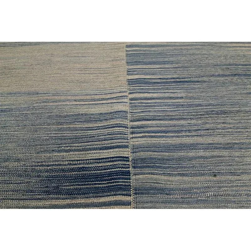 Handwoven Scandinavian Style Persian Kilim Area Rug 3'4"³ X 4'0"³ - 4