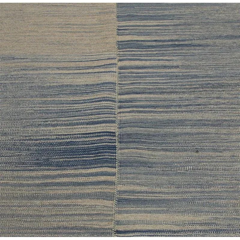 Handwoven Scandinavian Style Persian Kilim Area Rug 3'4"³ X 4'0"³ - 5