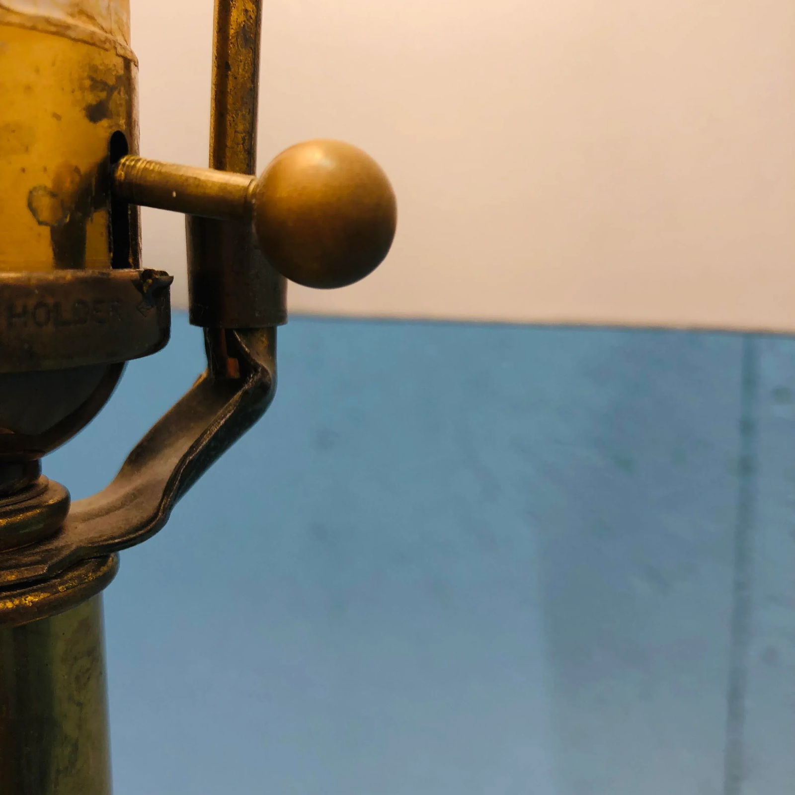 Ethan Allen Brass Table Lamp With Fluted Body - 3