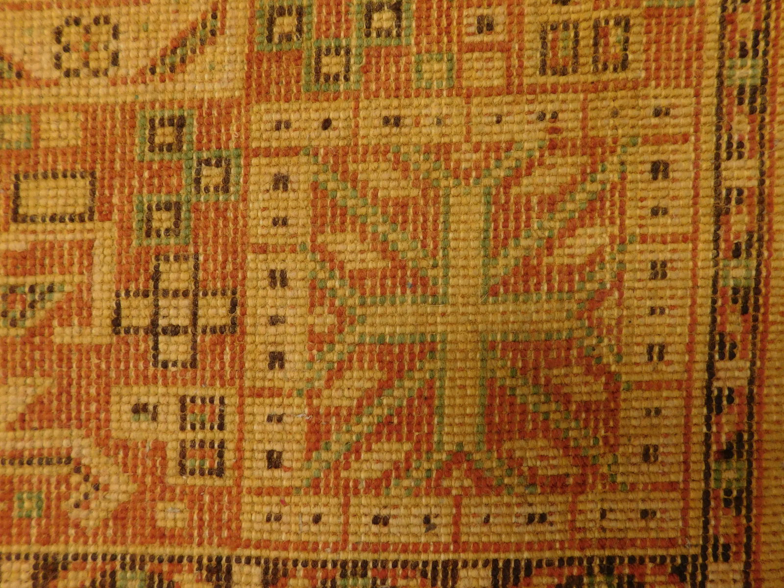 1990s Vintage Geometric Style Rug. 3'3"x 5'2" - 10