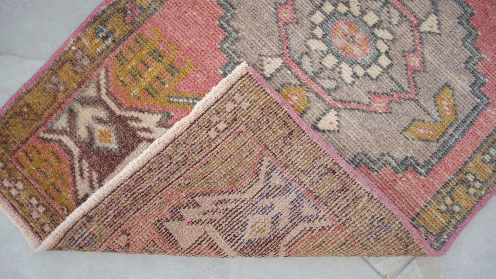 1970s Hand Knotted Turkish Rug 1'7" X 2'11" - 7