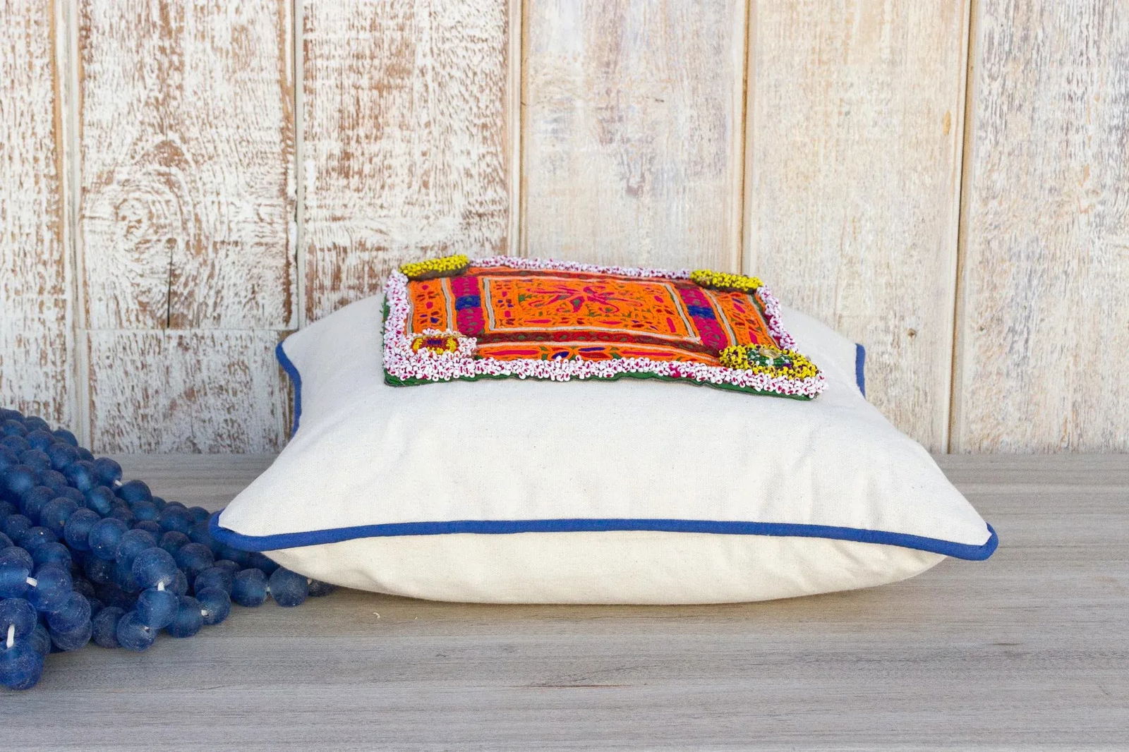 Ramila Vintage Boho Throw Pillow Cover - 8