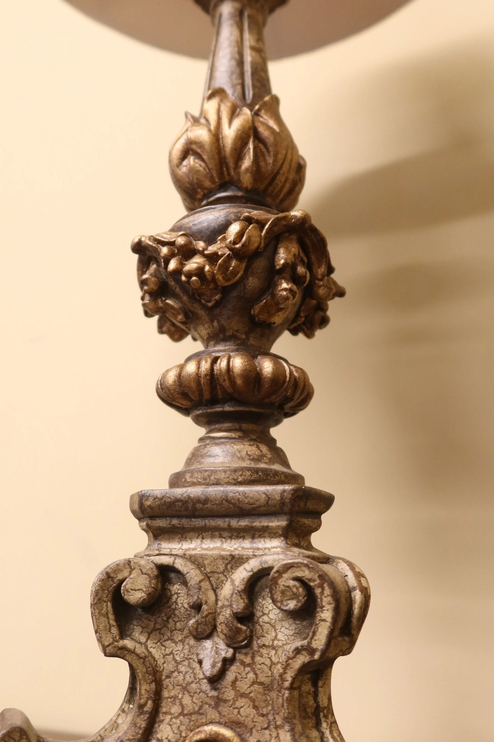Venetian Style Ornately Carved Lamp W. Shade - 4