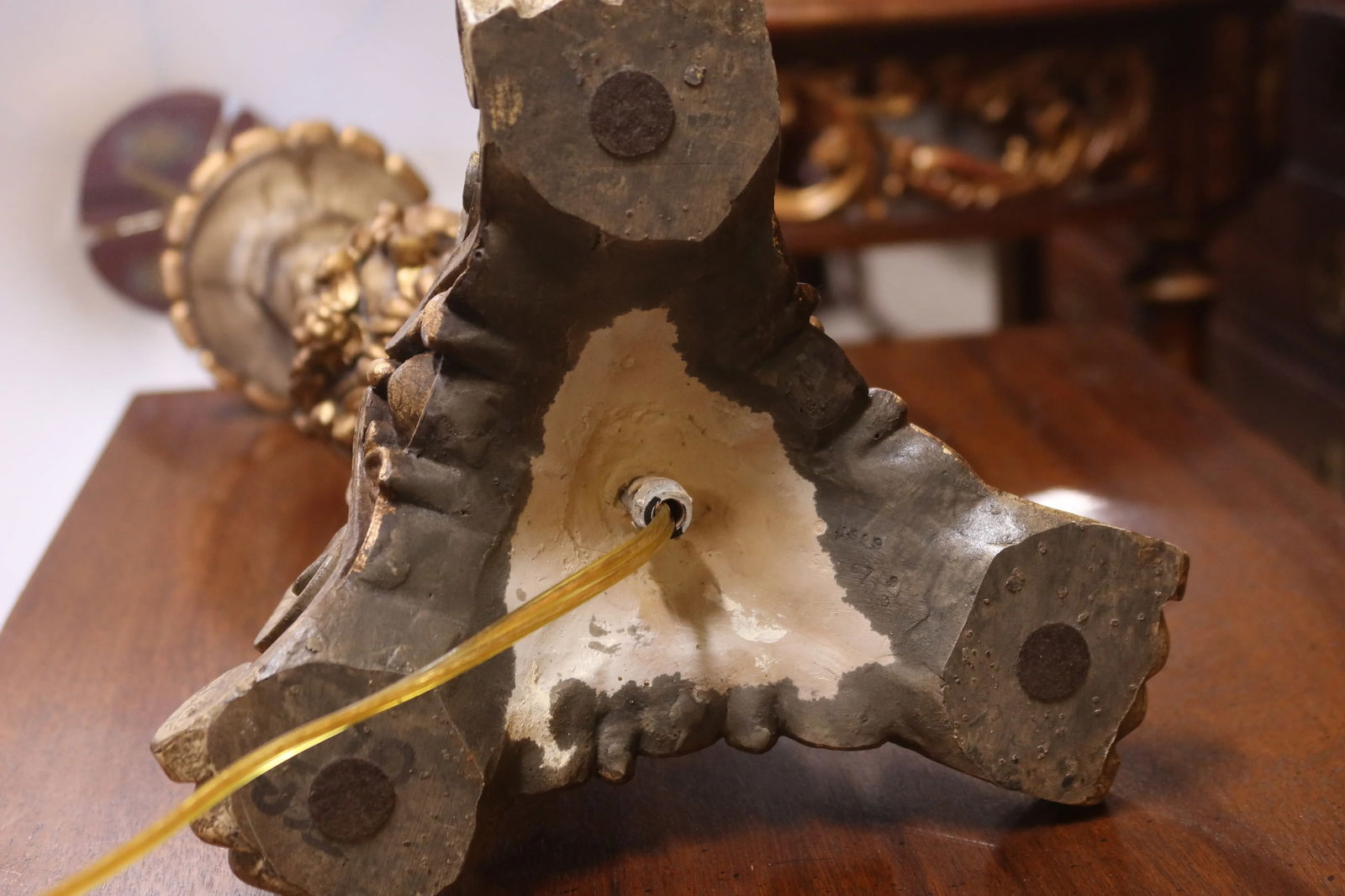 Venetian Style Ornately Carved Lamp W. Shade - 6