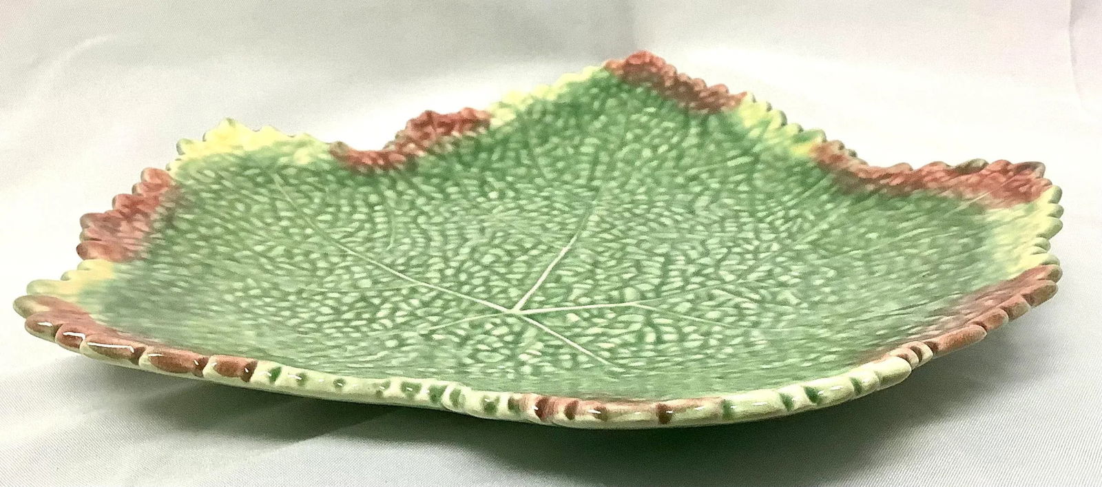 Vintage Bordallo Pinheiro Portugal Majolica Leaf Platter, Autumn Harvest - 5