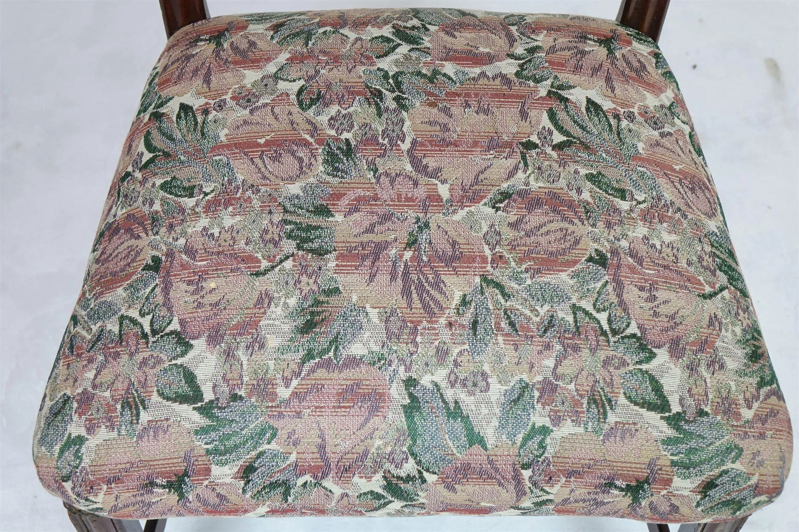 19th Century Single Cushion Chair With Elaborate Woodwork - 2