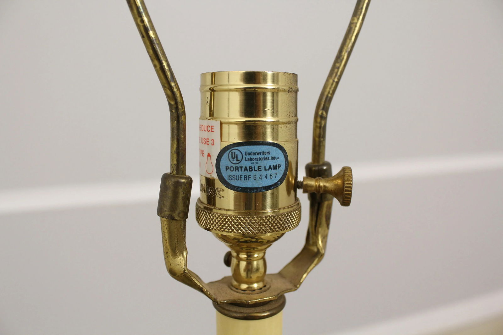 Chelsea House Toleware Paint Decorated Table Lamp - 9