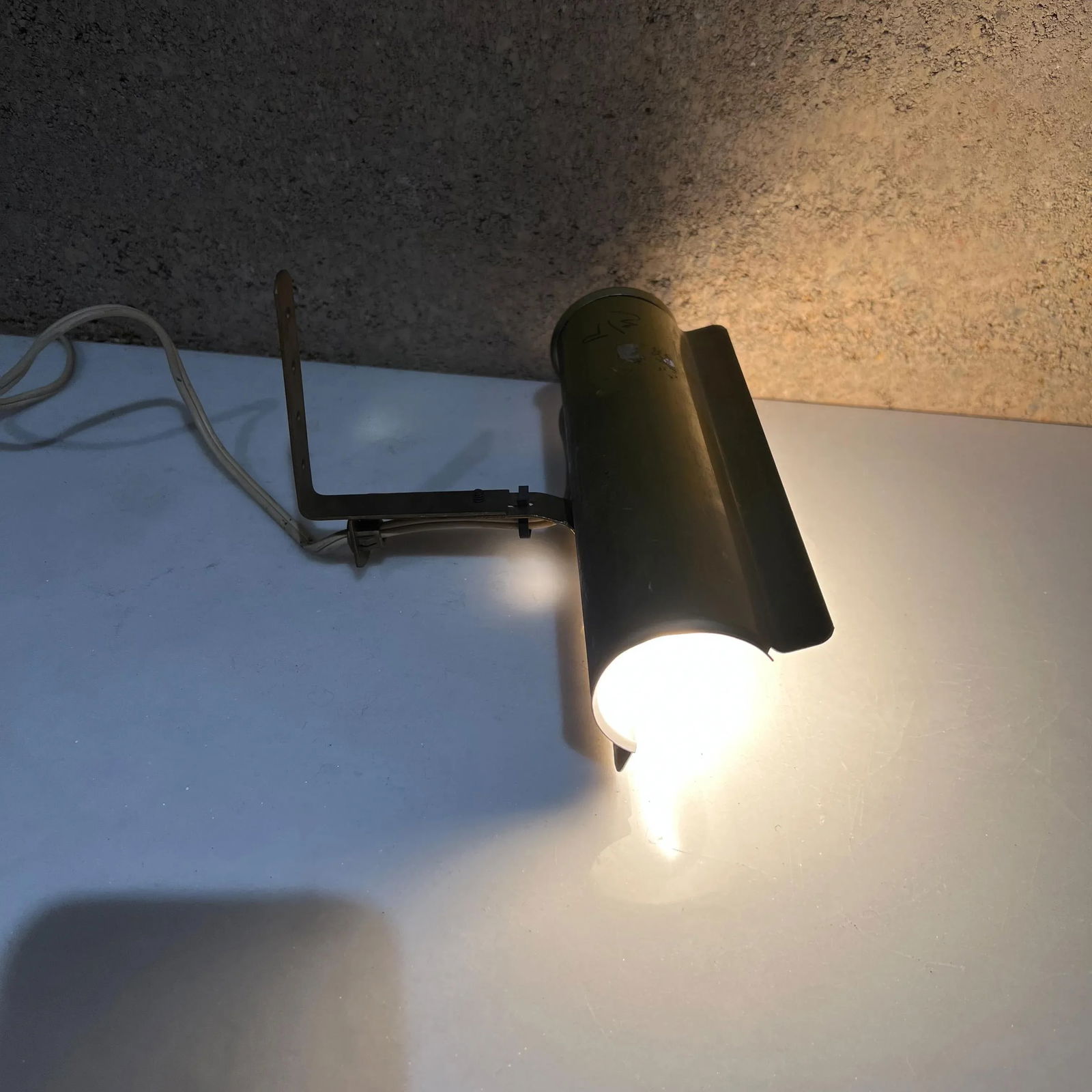 Industrial Vintage Small Wall Tube Unit Task Picture Light in Gold - 3