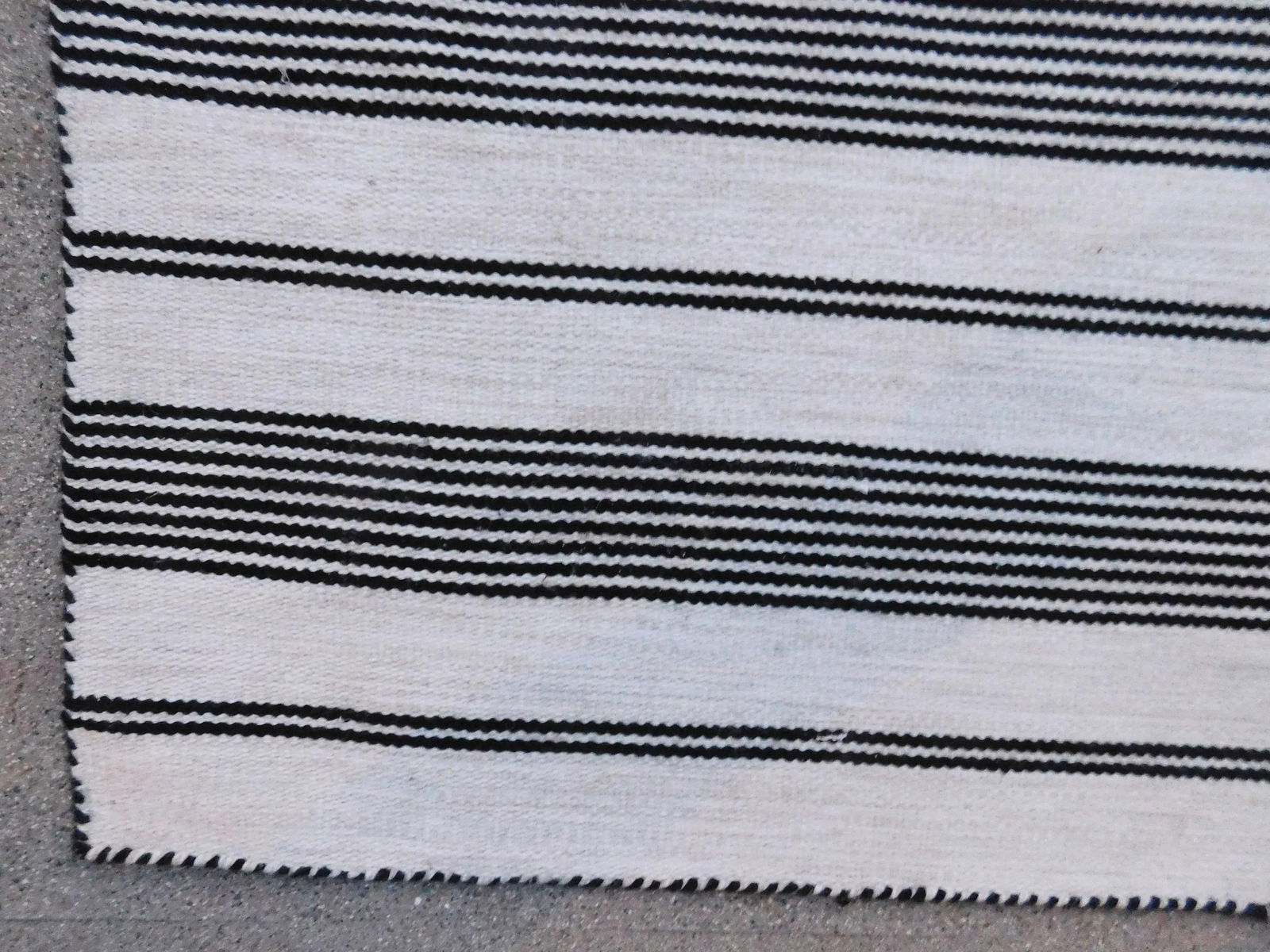 Vintage Handmade Navajo Style Kilim - 3