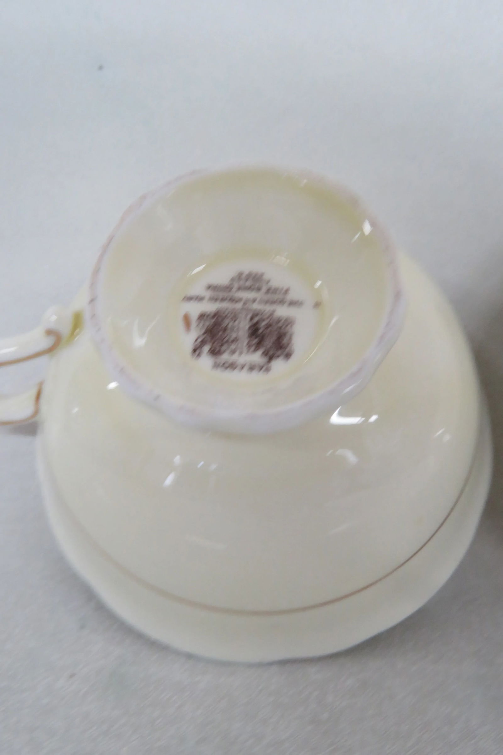 Paragon Hm Queen Mary Green Flowers Bone China Set of Tea Cup and Saucer - 12