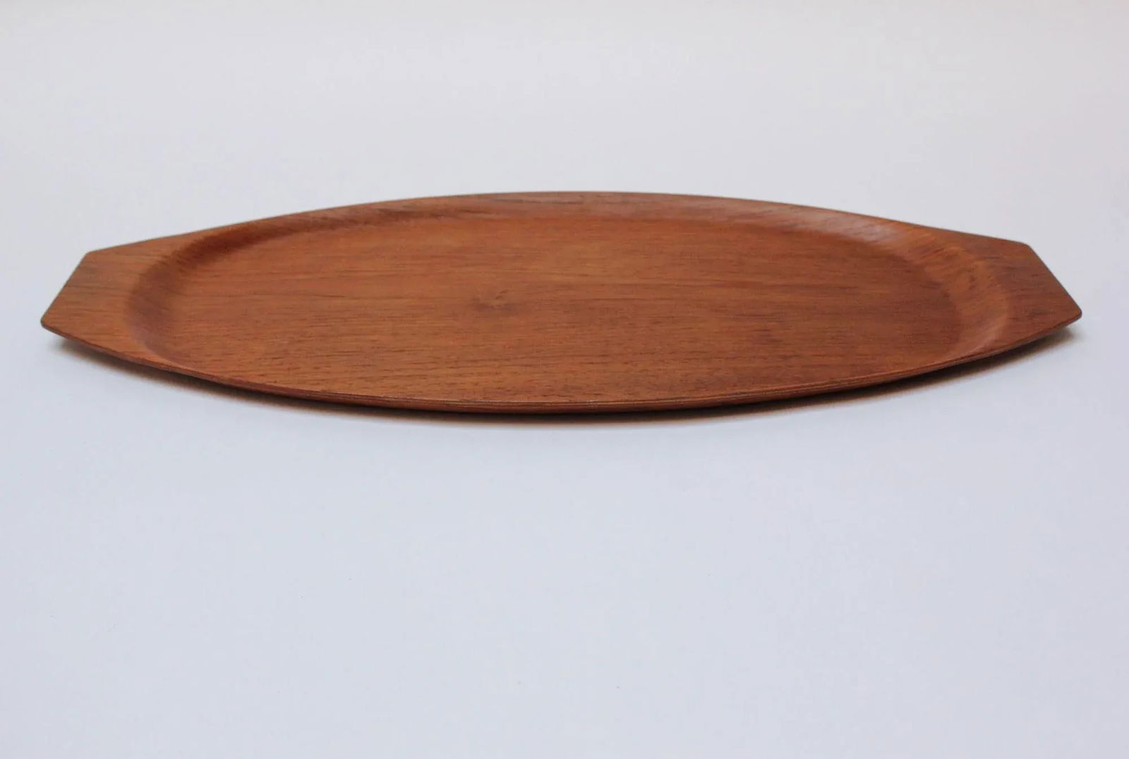1960s Sculptural Swedish Modern Teak "Gondola" Tray by Tapio Wirkkala for Kalmar - 4