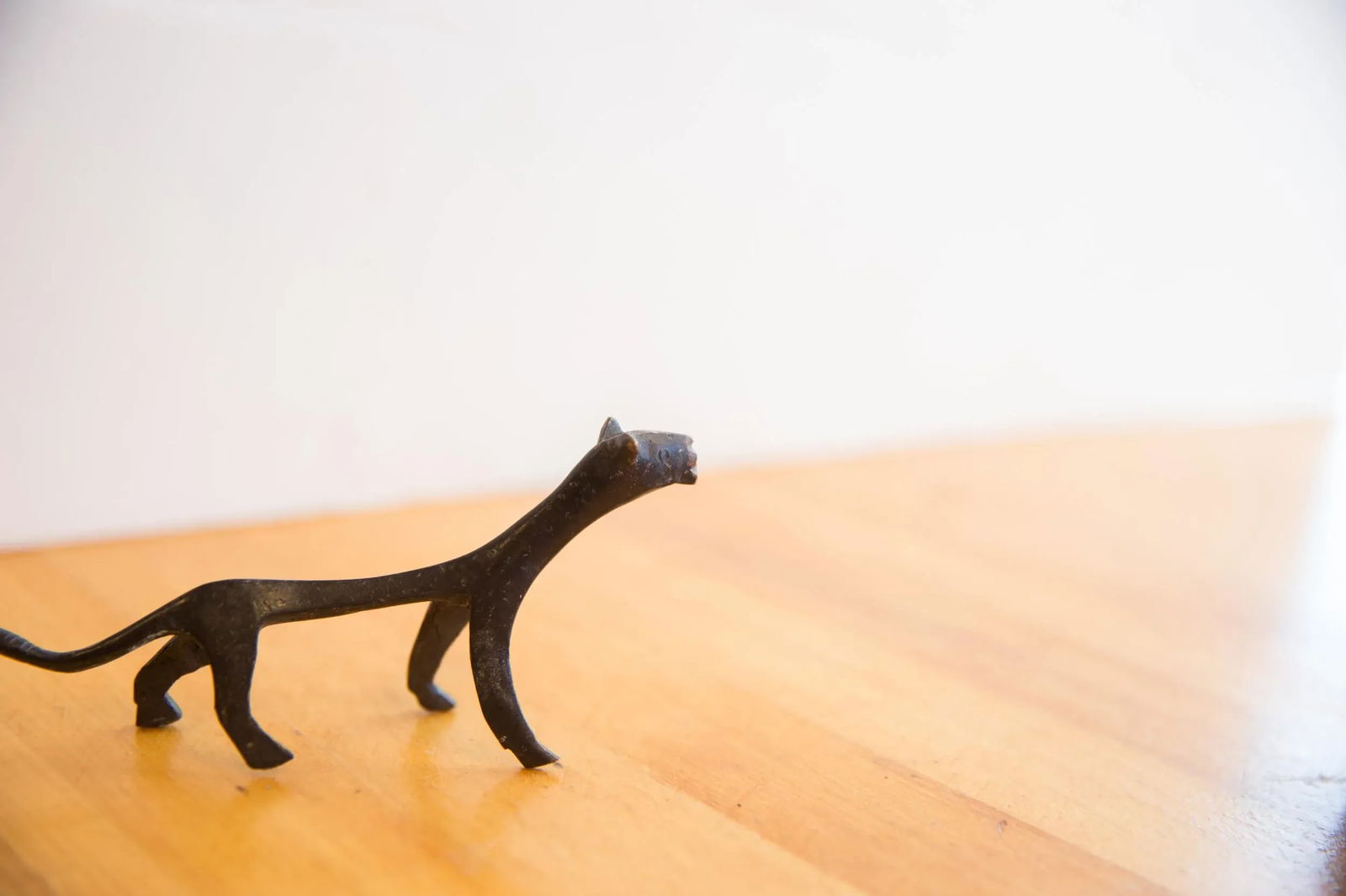 Vintage African Cheetah With Dark Patina - 3