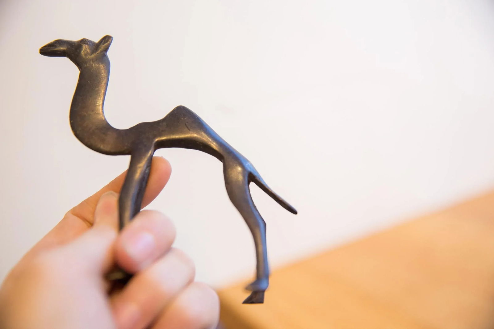 Vintage African Camel With Dark Patina - 4