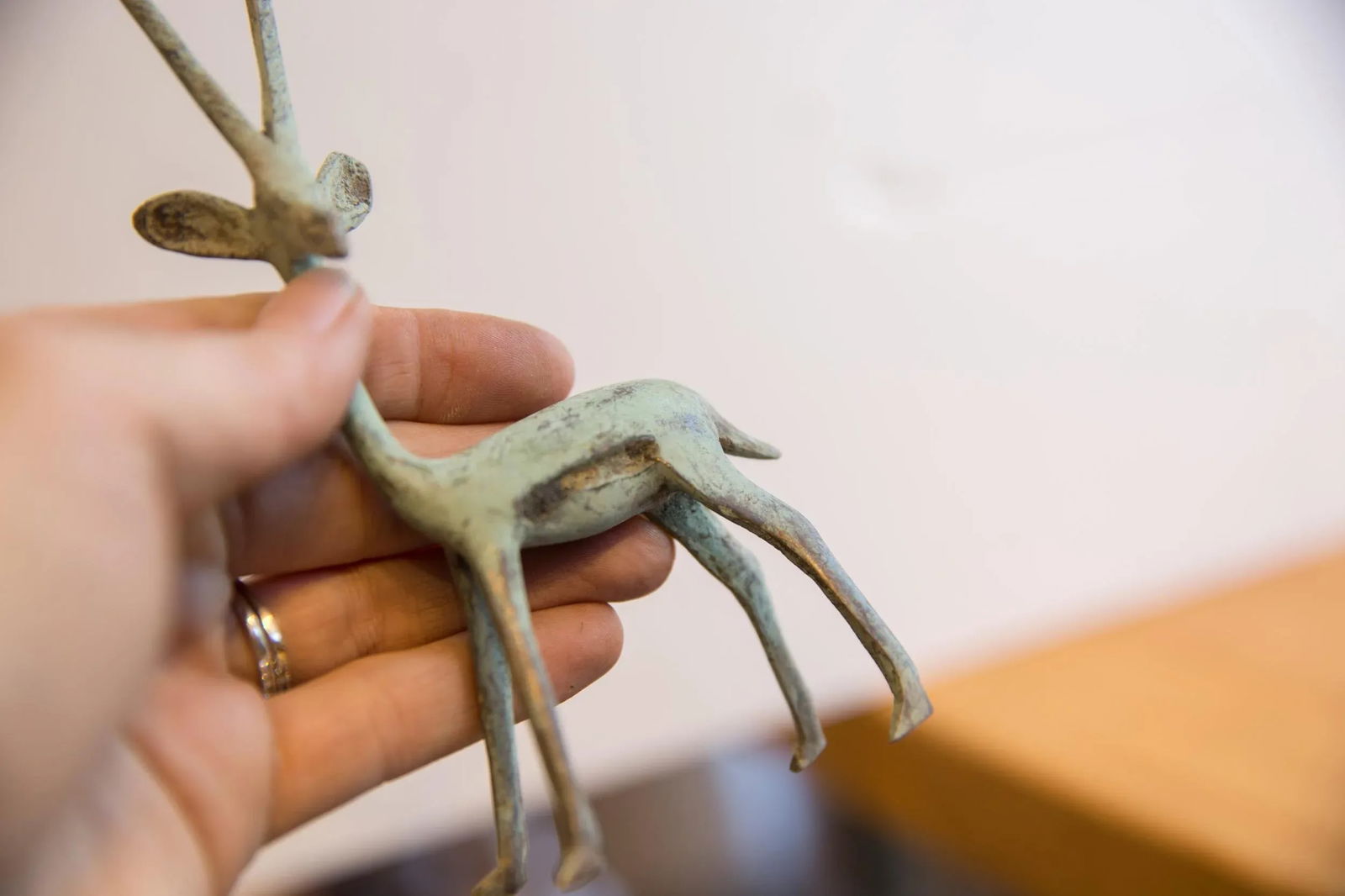 Vintage African Left Facing Brightly Oxidized Gazelle - 4