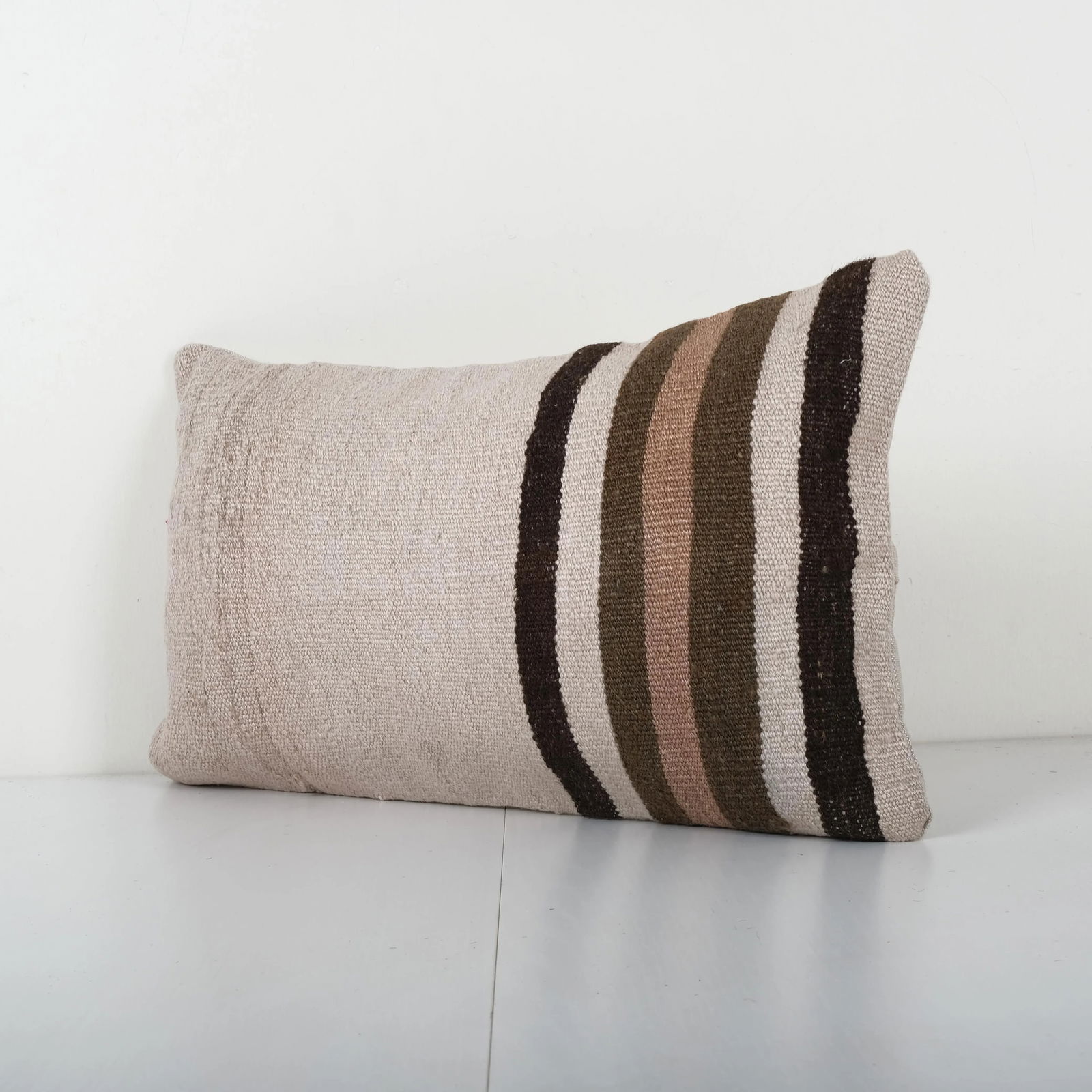 Turkish Hemp Kilim Lumbar Pillow Cover 13'' X 20'' - 2