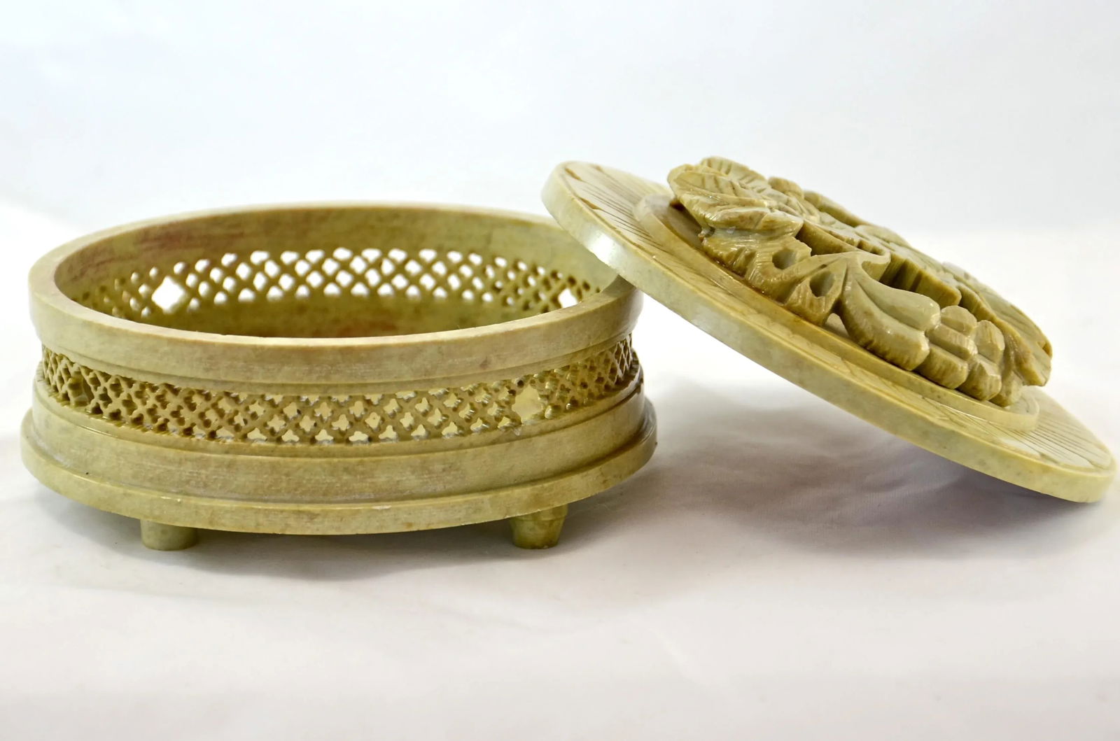 Artisan Carved Soapstone Box - 5