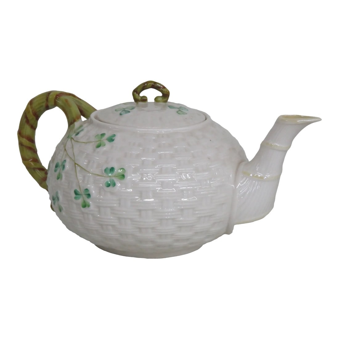 Belleek Ireland Shamrock Basket Weave Teapot (1 of 13)