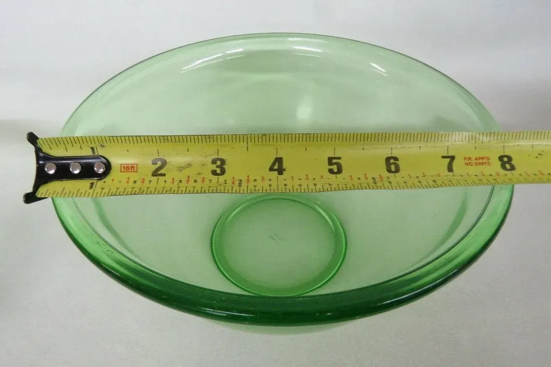 Hazel Atlas Green Uranium Depression Glass Set of 2 Nesting Mixing Bowls - 5
