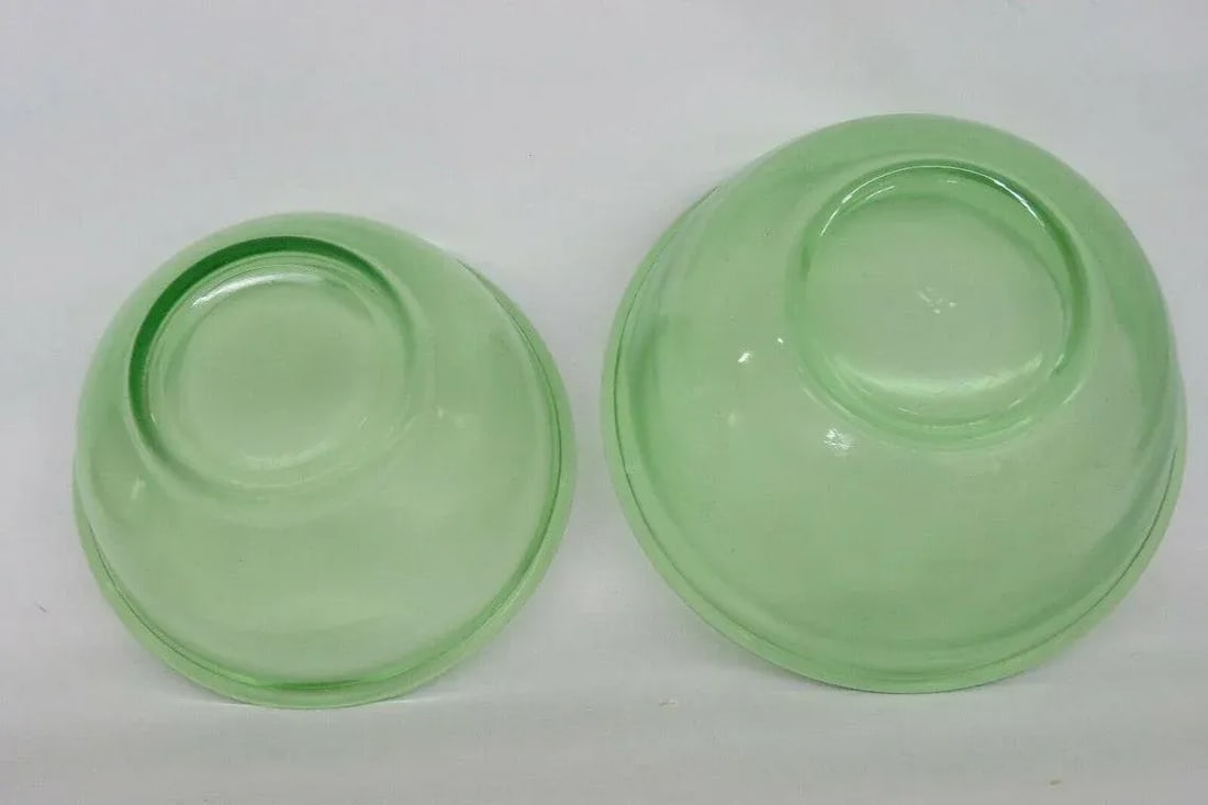 Hazel Atlas Green Uranium Depression Glass Set of 2 Nesting Mixing Bowls - 7