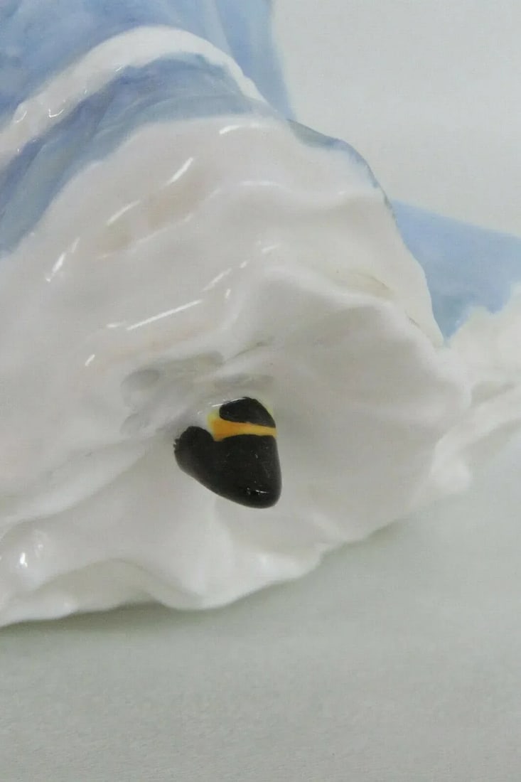 Royal Doulton HN3627 Ladies of the British Isles England China Figurine - 5