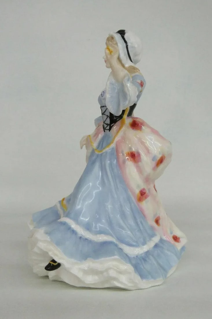 Royal Doulton HN3627 Ladies of the British Isles England China Figurine - 6