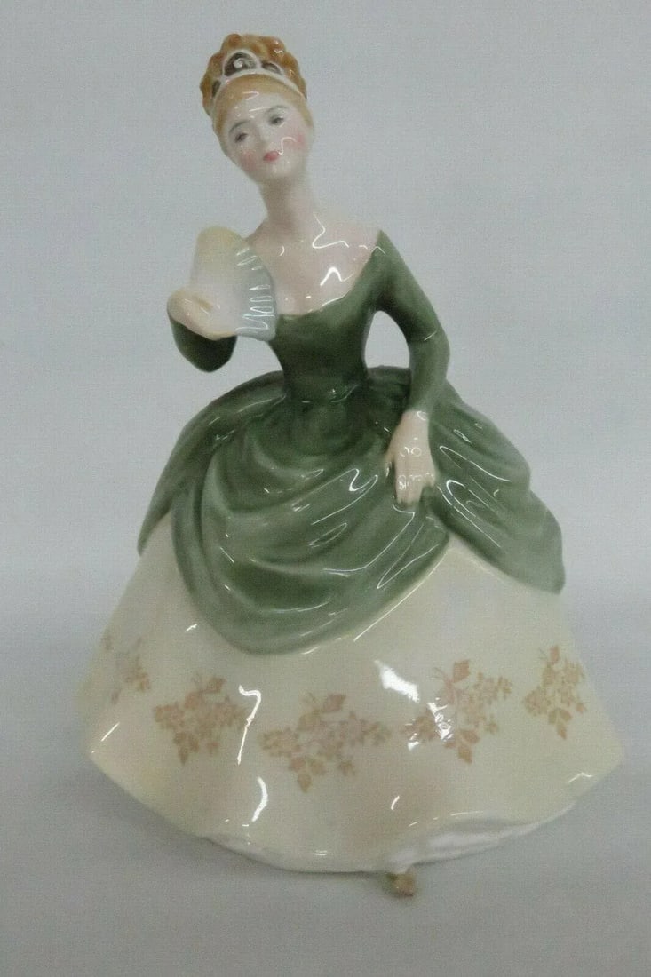 Royal Doulton HN2312 Soiree English Bone China Porcelain Figurine - 11