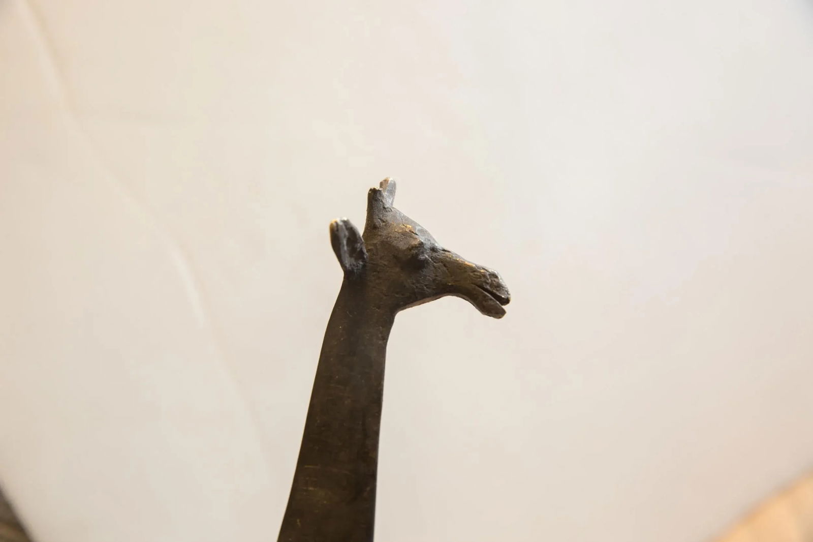 Large Vintage African Giraffe - 7