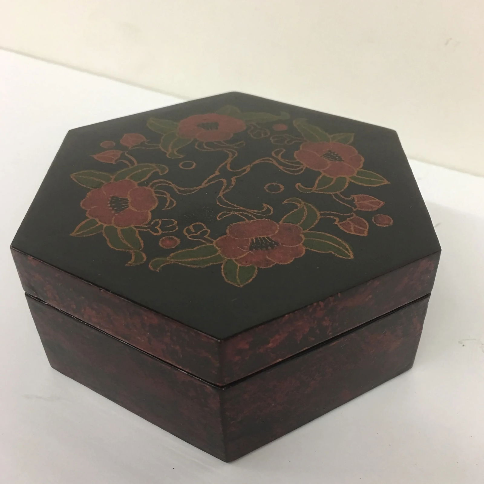 Vintage Lacquer Hexagon Box - 3