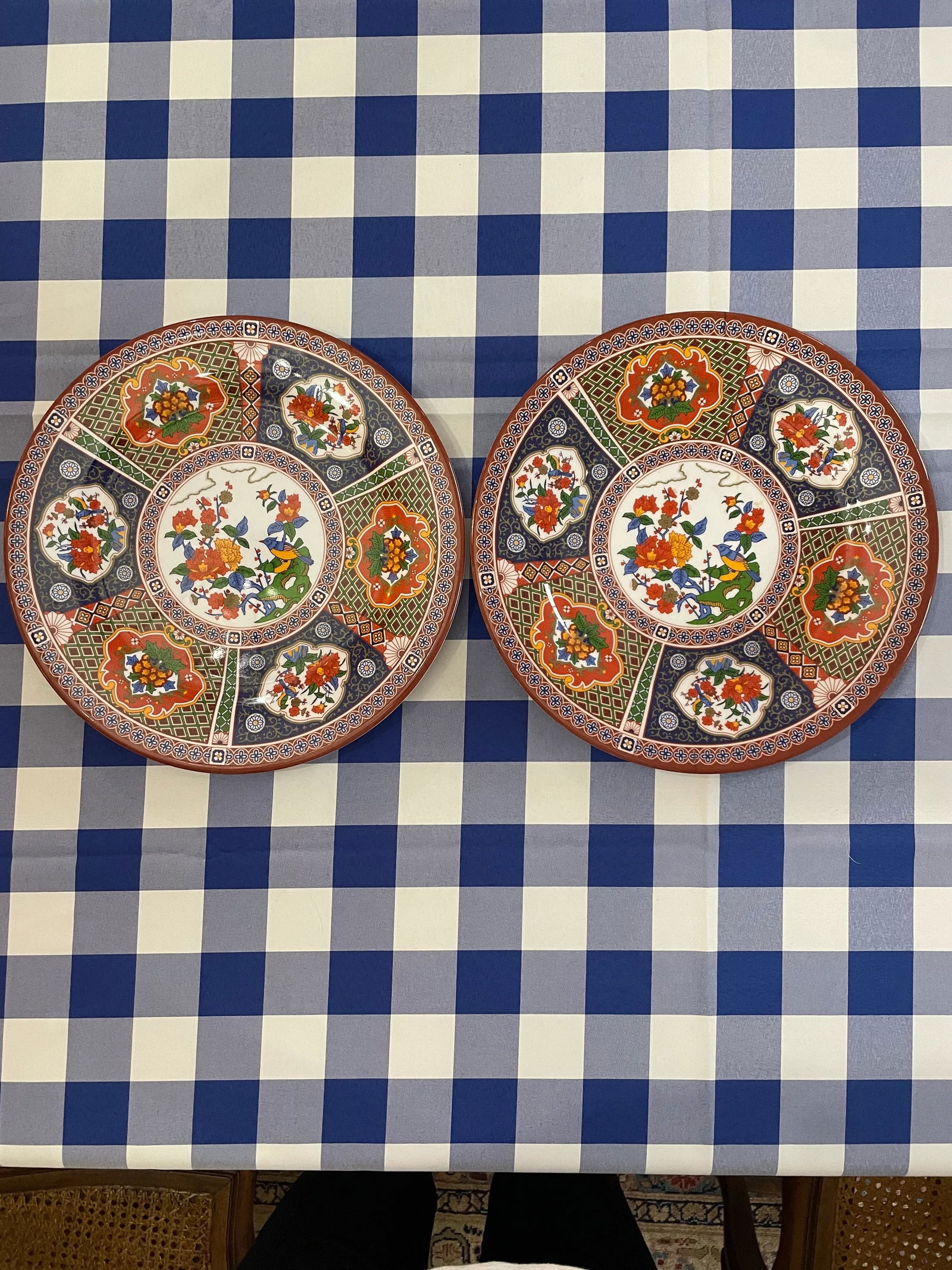 1994 Tai-Hong Imari Melamine Ware Large Round Platters - a Pair - 6