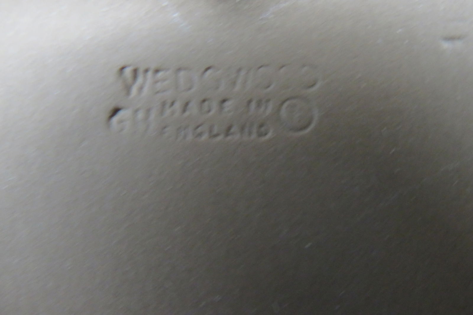 Wedgwood Jasperware Trinket Jewelry Heart Shape Box Brown - 7